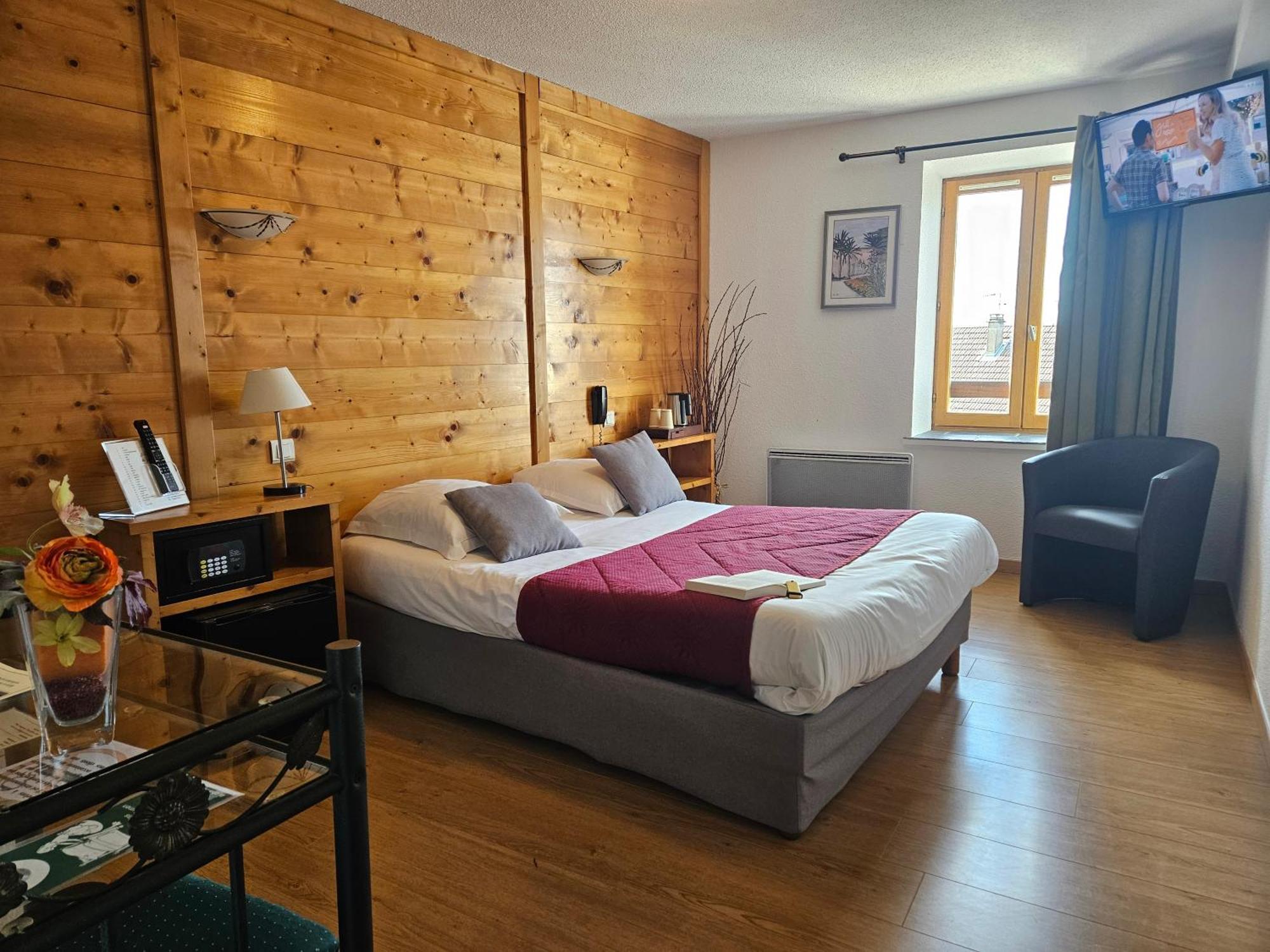 Le Val D'Amby Hotel Hieres-Sur-Amby Eksteriør billede