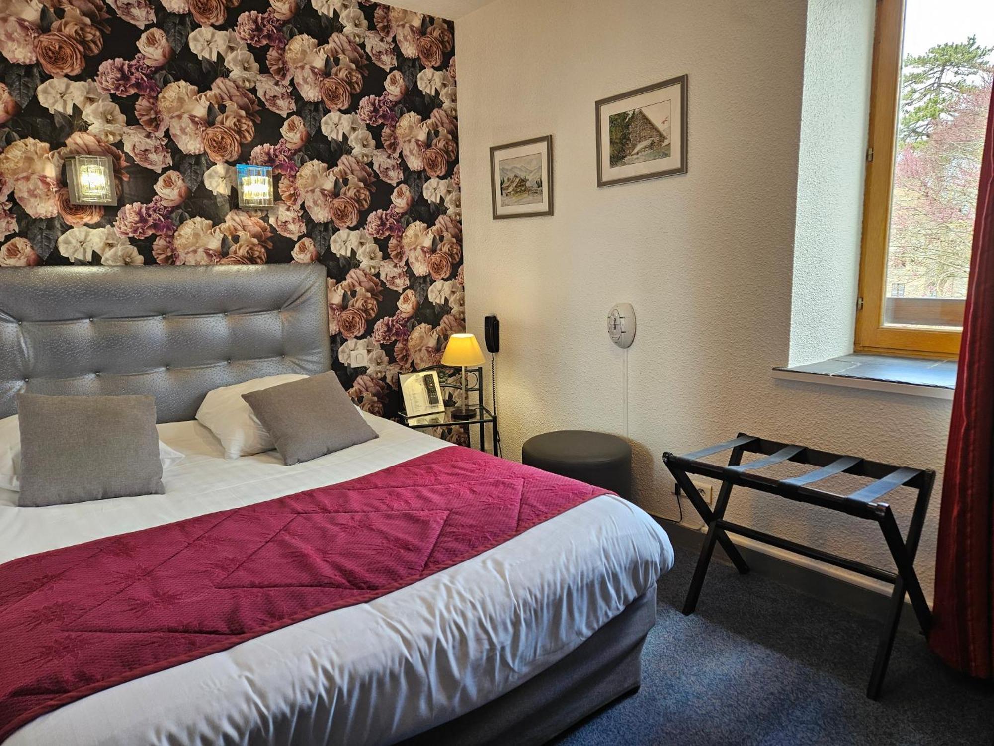Le Val D'Amby Hotel Hieres-Sur-Amby Eksteriør billede