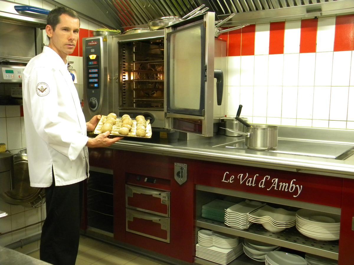 Le Val D'Amby Hotel Hieres-Sur-Amby Eksteriør billede